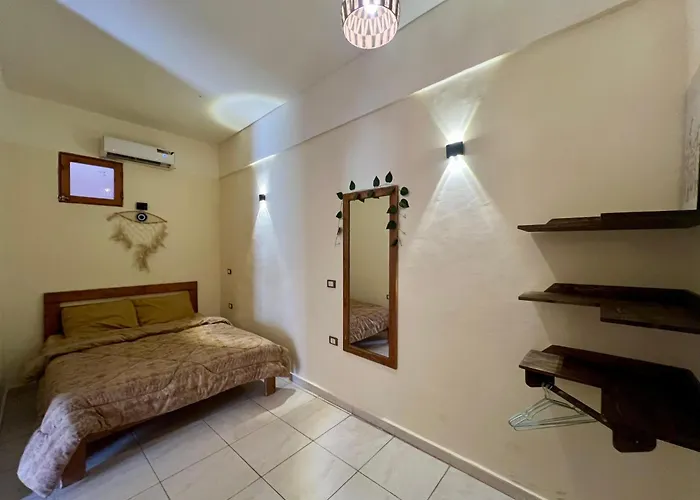 Tree House Szálloda *